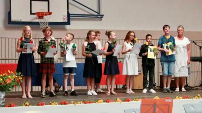Foto des Albums: Feierliche Zeugnisausgabe Klasse 6