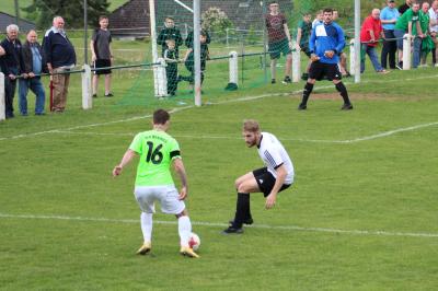 Foto des Albums: 1. Mannschaft: VFR Wenings [3:1] SVG Steinheim (19. 05. 2019)