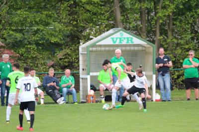 Foto des Albums: 1. Mannschaft: VFR Wenings [3:1] SVG Steinheim (19. 05. 2019)