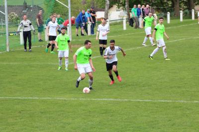 Foto des Albums: 1. Mannschaft: VFR Wenings [3:1] SVG Steinheim (19. 05. 2019)