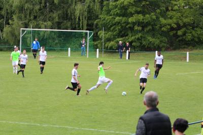 Foto des Albums: 1. Mannschaft: VFR Wenings [3:1] SVG Steinheim (19. 05. 2019)