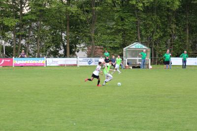 Foto des Albums: 1. Mannschaft: VFR Wenings [3:1] SVG Steinheim (19. 05. 2019)