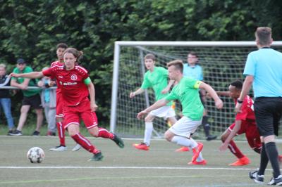 Foto des Albums: B-Junioren: 1. FC Langen [5:0] JSG Kefenrod/​Birstein I (21. 06. 2019)