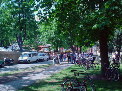 Foto des Albums: Böhmisches Weberfest - 2. Fotoserie (06.06.2004)