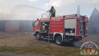 Foto des Albums: Einsatz 1453-B-Gebäude-Groß-Klein-Mutz, Scheunenbrand
