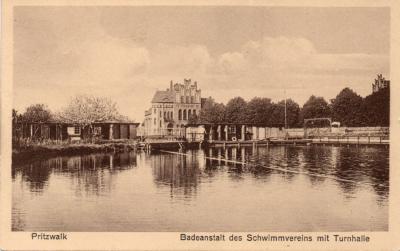 Die einstige Badeanstalt des Turnvereins am Gymnasium. Quelle. Museum  (Bild vergr&ouml;&szlig;ern)