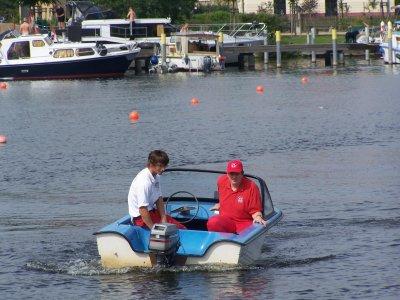 Foto des Albums: 6. Drachenboot-Cup für Schüler - Serie 3 (11.07.2008)