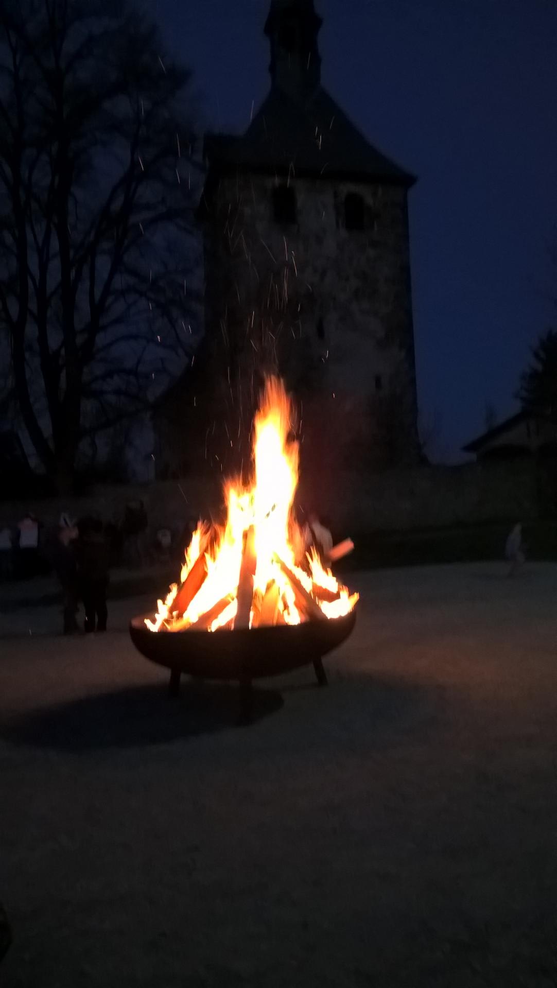 Bild : Osterfeuer