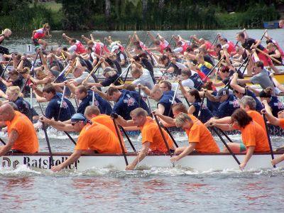 Foto des Albums: 8. Werderaner Drachenboot-Cup - Serie 3 (12.07.2008)