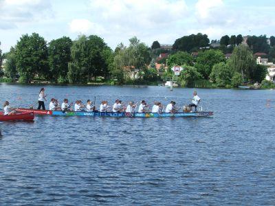 Foto des Albums: 8. Werderaner Drachenboot-Cup - Serie 3 (12.07.2008)