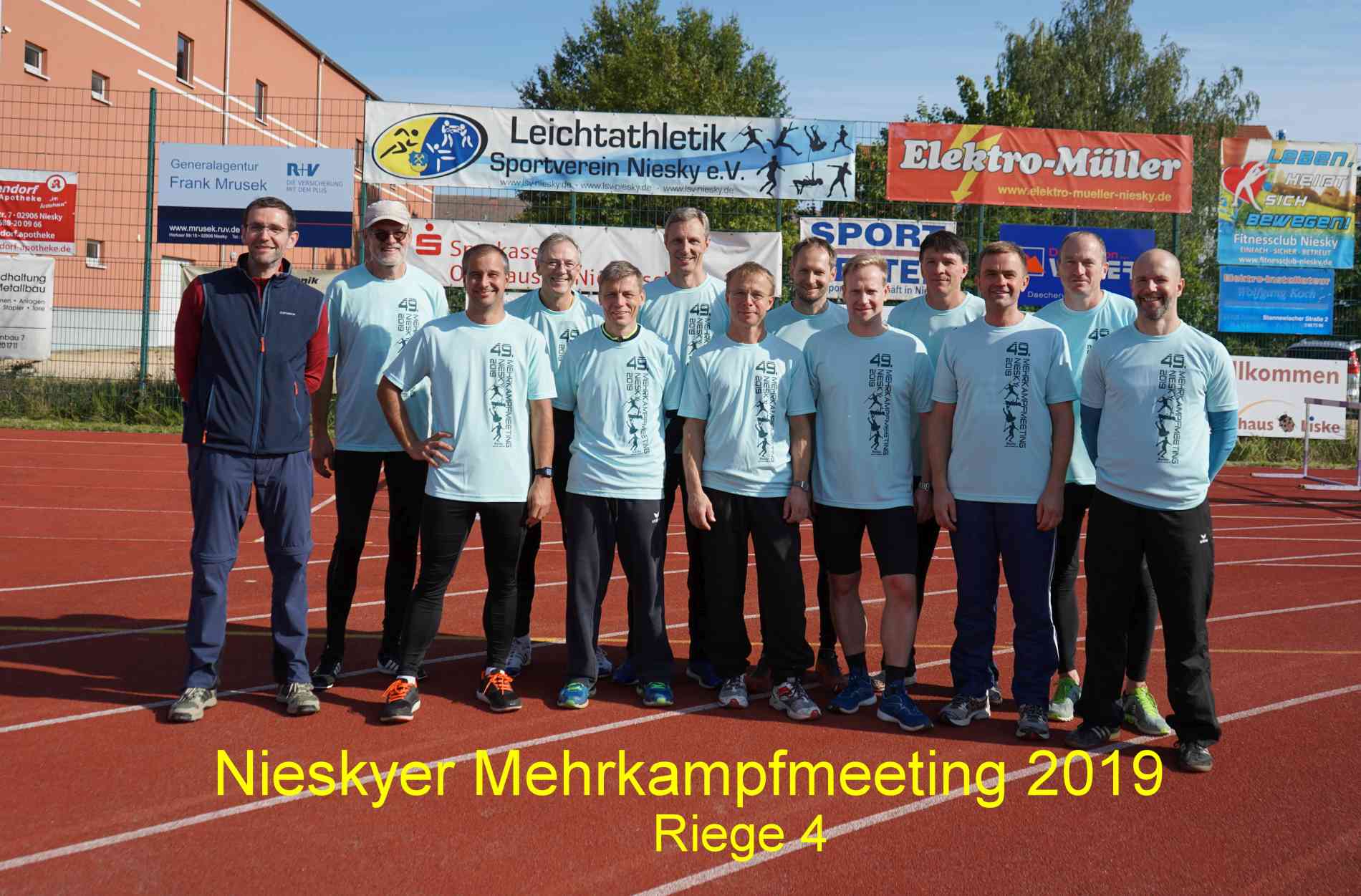Bild: !Riege 4-t