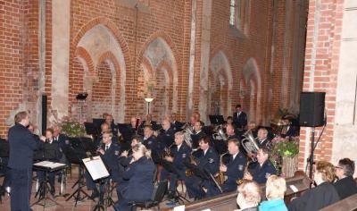Foto des Albums: Landespolizeiorchester spielte für guten Zweck in Mühlberg
