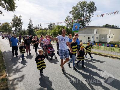 Foto des Albums: Fröhliches Dorf- und Erntefest in Steffenshagen