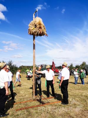 Foto des Albums: Fröhliches Dorf- und Erntefest in Steffenshagen