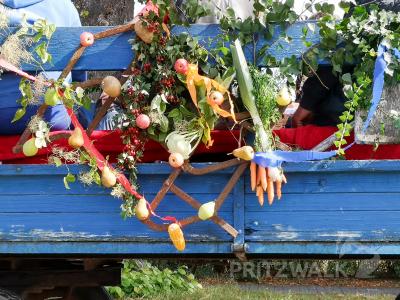 Foto des Albums: Fröhliches Dorf- und Erntefest in Steffenshagen