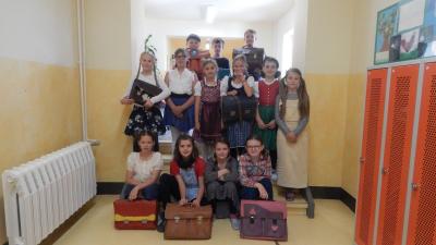Foto des Albums: Schule früher