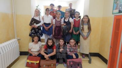 Foto des Albums: Schule früher