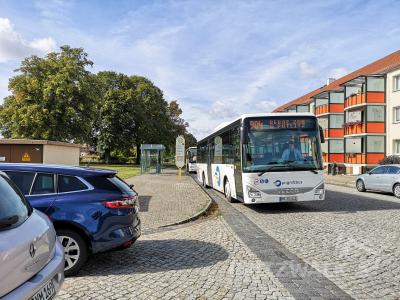 Zu Sto&szlig;zeiten fahren hier Busse im Minutenabstand ab. Foto: Beate Vogel  (Bild vergr&ouml;&szlig;ern)
