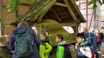 Foto des Albums: Tagesausflug der 3. Klassen Freilichtmuseum Detmold