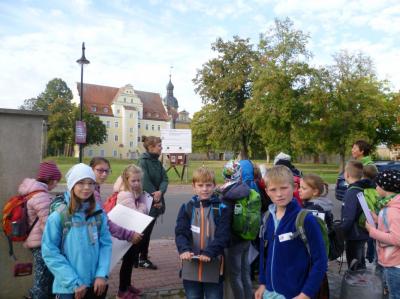 Foto des Albums: Kreativspaziergang MdbK Mobil Klasse 3b (26. 09. 2019)