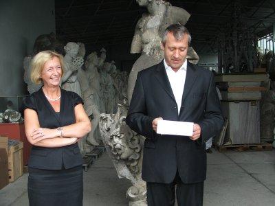Foto des Albums: Spendenübergabe der Stiftung Preußische Schlösser und Gärten Berlin - Brandenburg (15.07.2008)