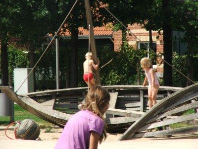 Foto des Albums: Ferienauftaktparty im Volkspark Potsdam - Serie 2 (15.07.2008)