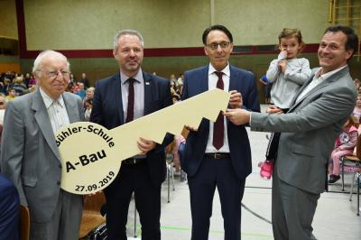Foto des Albums: Großes Fest an der Karl-Bühler Schule