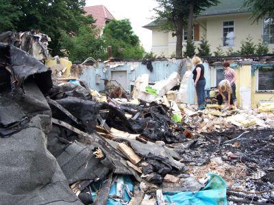 Foto des Albums: Grundschule in Babelsberg abgebrannt (15.07.2008)