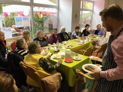 Grillen durch B&uuml;rgermeister Sven Hause 3 