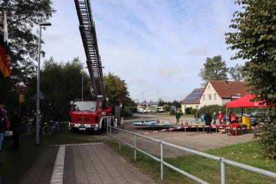 Foto des Albums: 130 Jahre Eisenbahnstrecke Lud-Ho-(Sw) - Ein Fest für Eisenbahninteressierte (12.10.2019)