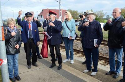 Foto des Albums: 130 Jahre Eisenbahnstrecke Lud-Ho-(Sw) - Ein Fest für Eisenbahninteressierte (12.10.2019)