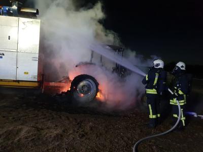 Foto des Albums: Einsatz 237/2019 - Traktorbrand