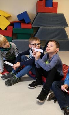 Foto des Albums: Vorlesestunde im Mariengarten