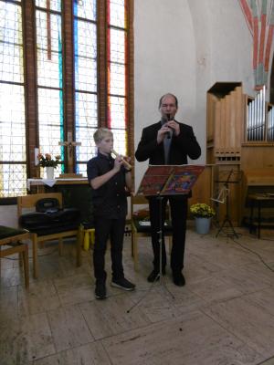 Foto des Albums: Kirchencafé mit Blockflötentönen und Celloklängen