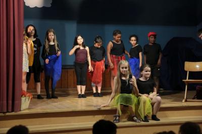 Foto des Albums: Vierfarbenland - Eine Theateraufführung