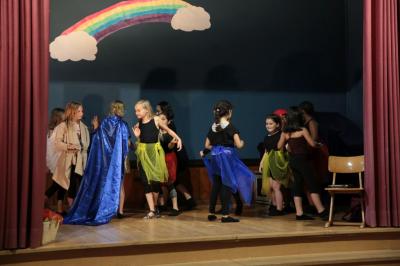 Foto des Albums: Vierfarbenland - Eine Theateraufführung