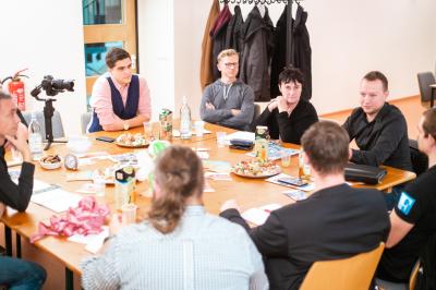 Foto des Albums: Projekt Erzählsalons in OSL und EE erfolgreich beendet / Buch soll folgen