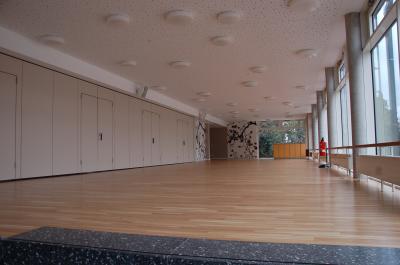 Foyer  (Bild vergr&ouml;&szlig;ern)