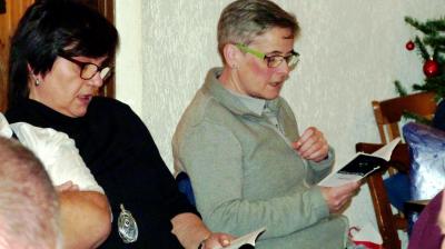 Dann wird weiter gesungen  (Bild vergr&ouml;&szlig;ern)