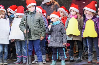 Foto des Albums: Weihnachtsmarkt 2019 - Tag 2