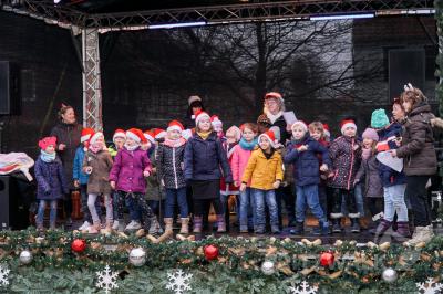 Foto des Albums: Weihnachtsmarkt 2019 - Tag 2