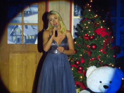 Foto des Albums: Weihnachten mit unseren Stars moderiert von Stefan Mross