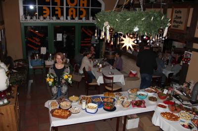 Weihnachtsfeier Hof G&uuml;mmer Bild 1 von 4  (Bild vergr&ouml;&szlig;ern)