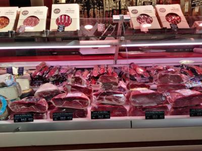 En el mercado  (Bild vergr&ouml;&szlig;ern)