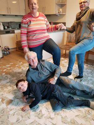 Foto des Albums: Tombola 2019