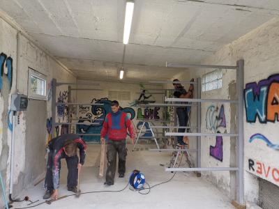 Foto des Albums: Umbau Trafohäuschen zu Bootsliegeplatz