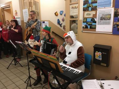 Foto des Albums: Weihnachtssingen