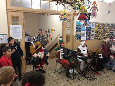 Foto des Albums: Weihnachtssingen