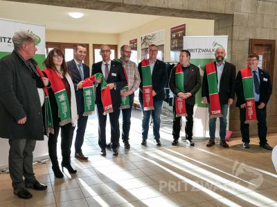 Foto des Albums: Zulassungsstelle mit Bahnhofsfrühstück eröffnet