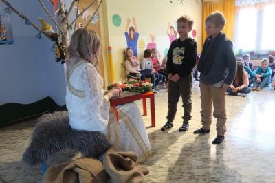 Foto des Albums: Das Christkind besucht uns in der Kita 2019
